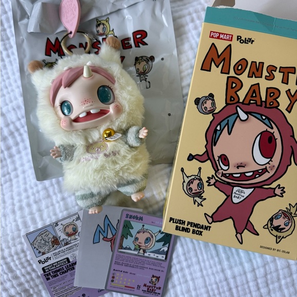 POP MART Accessories - AUTHENTIC Pop Mart Polar Monster Baby Series Box SNOKM